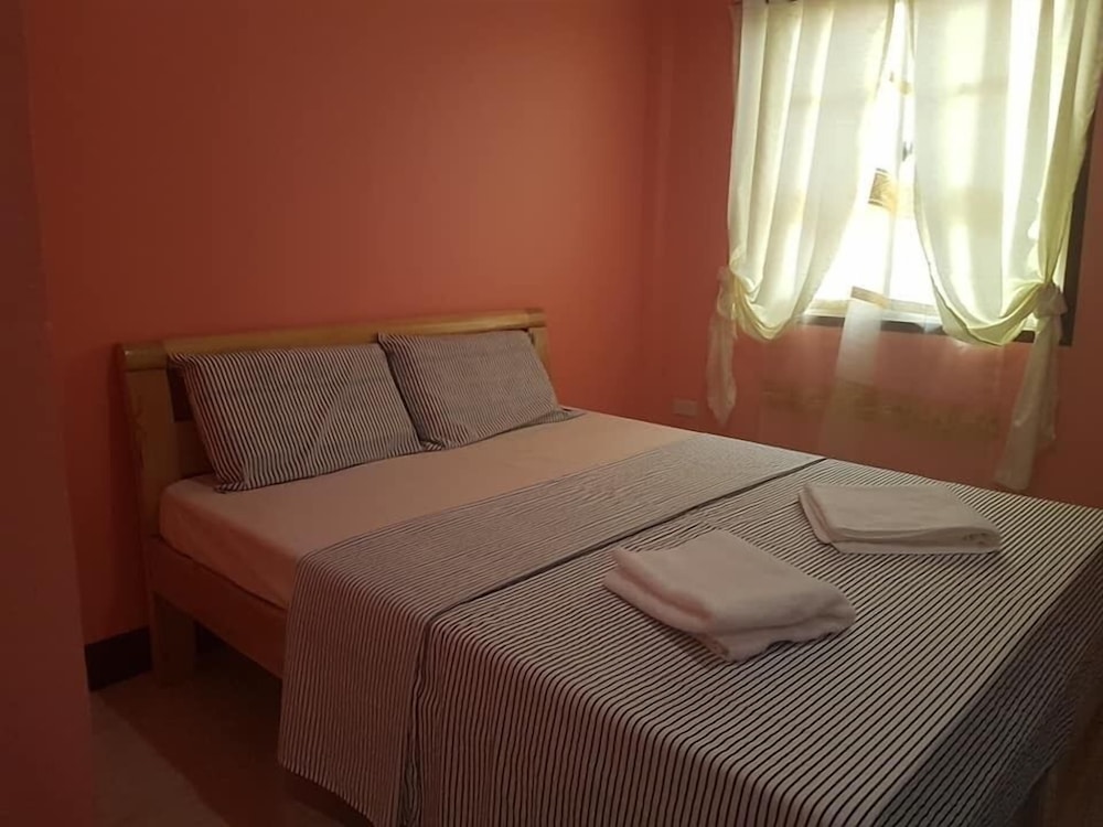 Stellaz Guesthouse view 4