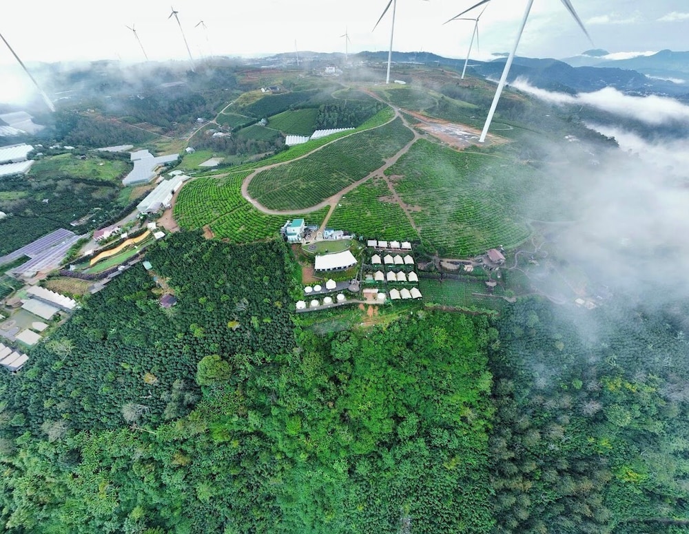 Cloud9 & Cloud View Glamping