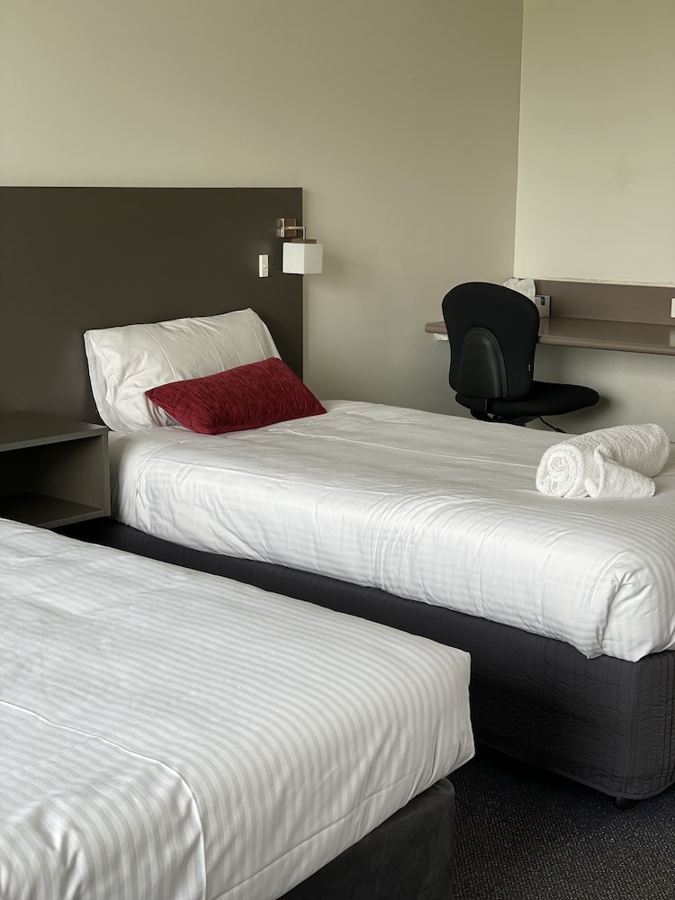 Country Roads Motor Inn Dysart
