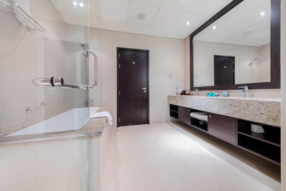 DXB - Anantara - 718 - PJ