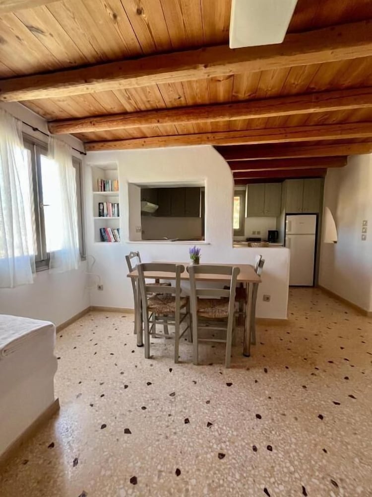 Casa Paros
