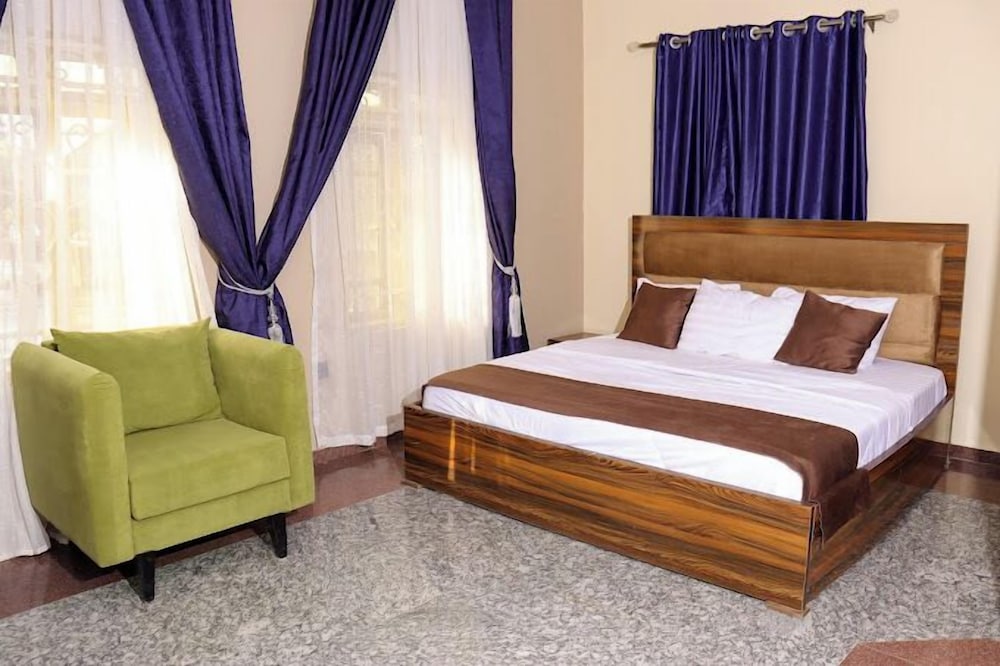 Deerex Luxury Apartments view 5