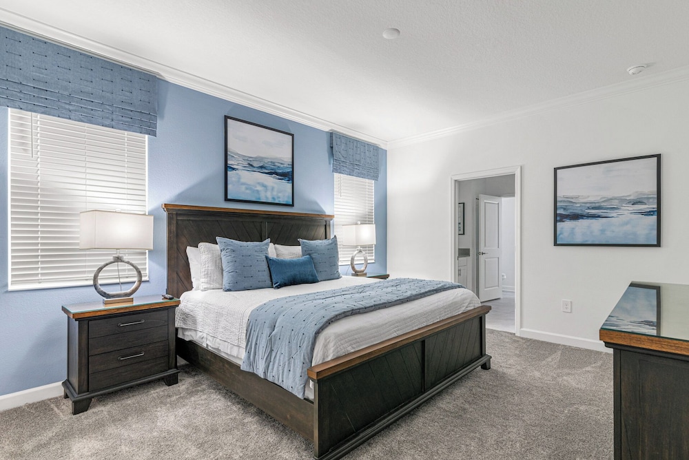 8BR Villa - Game Room & Themed Rooms