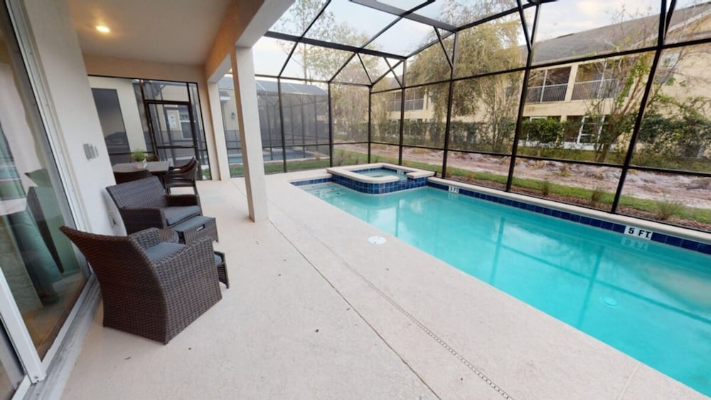 Storey Lake Pool Spa Games Room 2 Miles to Disney