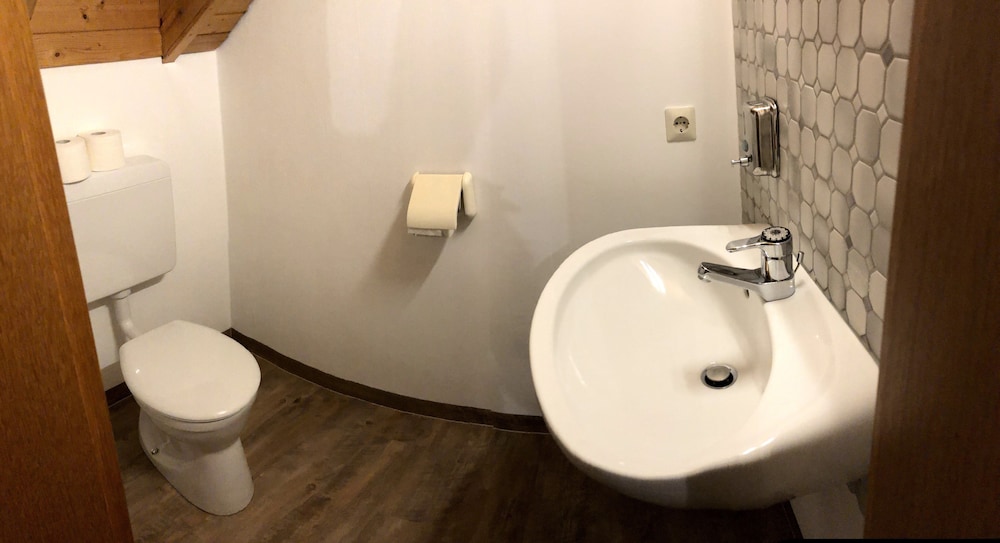 Photo 28