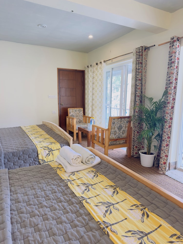 Echor Malusara Lakeview Retreat Bhimtal