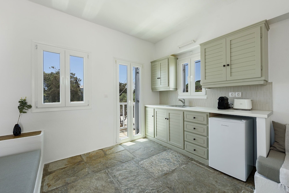 Phaedrus Living Paros Residences 10