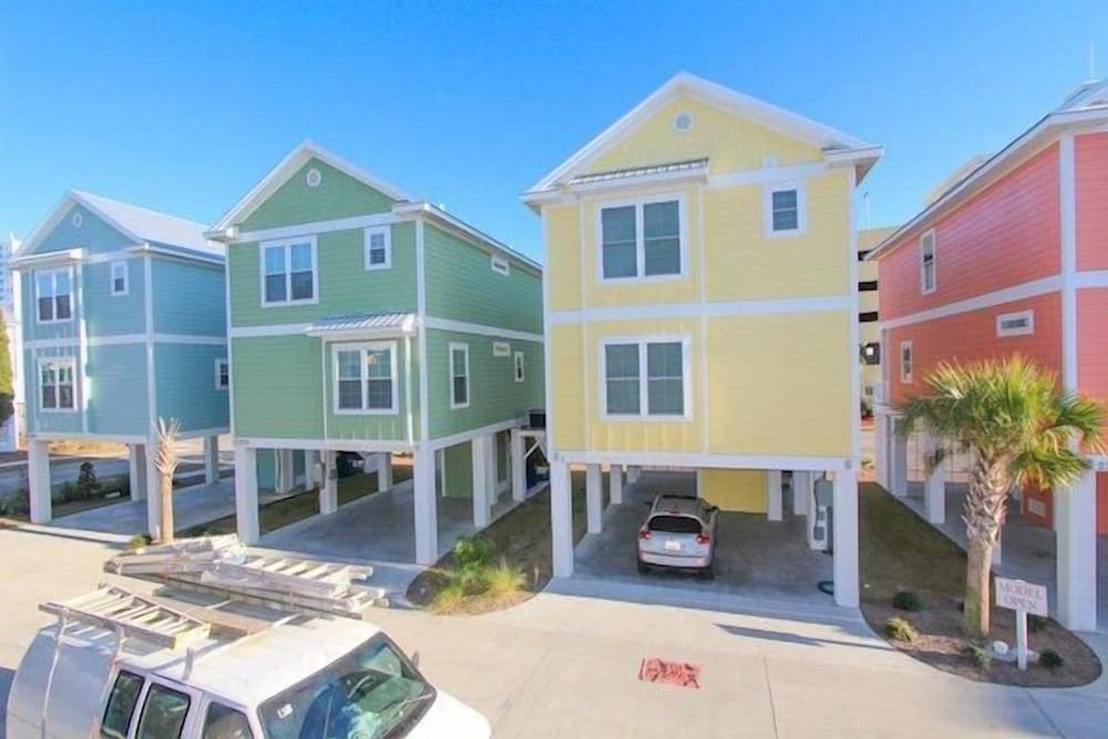 South Beach Cottages - 2716 Apartment 3