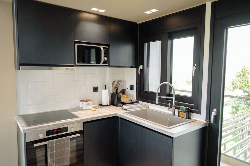 Grand Kourouta Pool Apartments