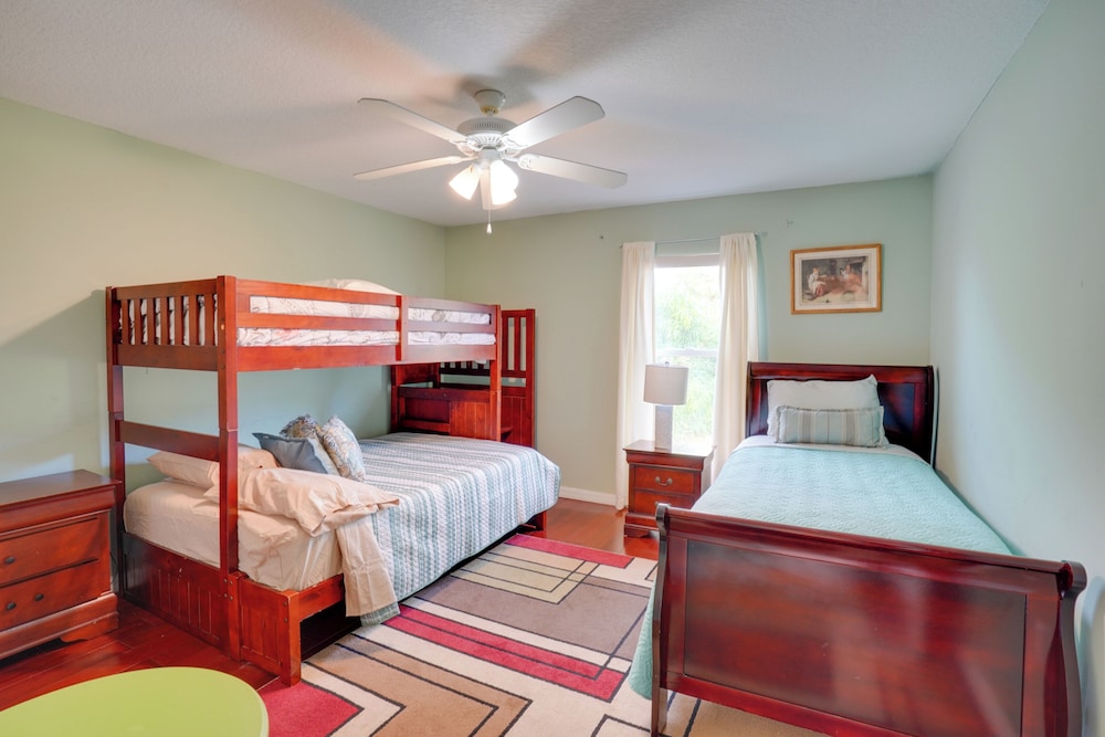 Family Gem in Port St Lucie w/ Backyard & Pool!