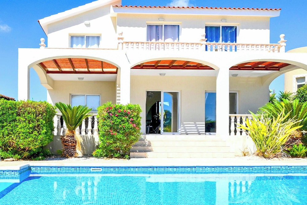Villa Ambrosia