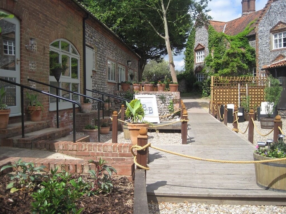 Photo 25