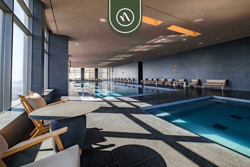 Luxury 2 BR Condo in Reforma - Skyline View - Pool photo 3