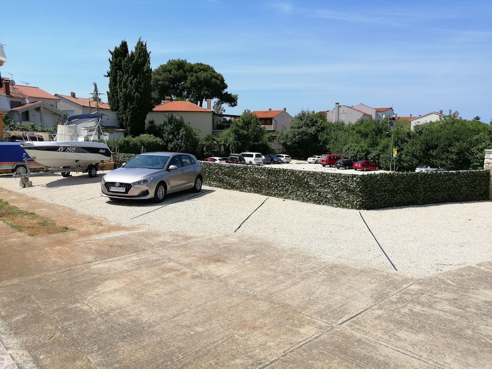 Photo 29