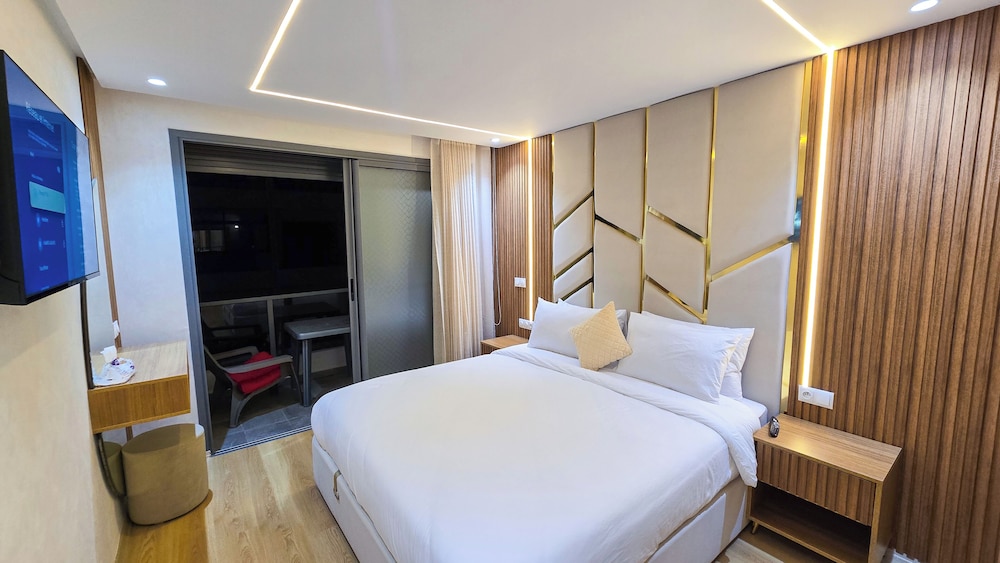 Luxury Living - Near to football stadium
