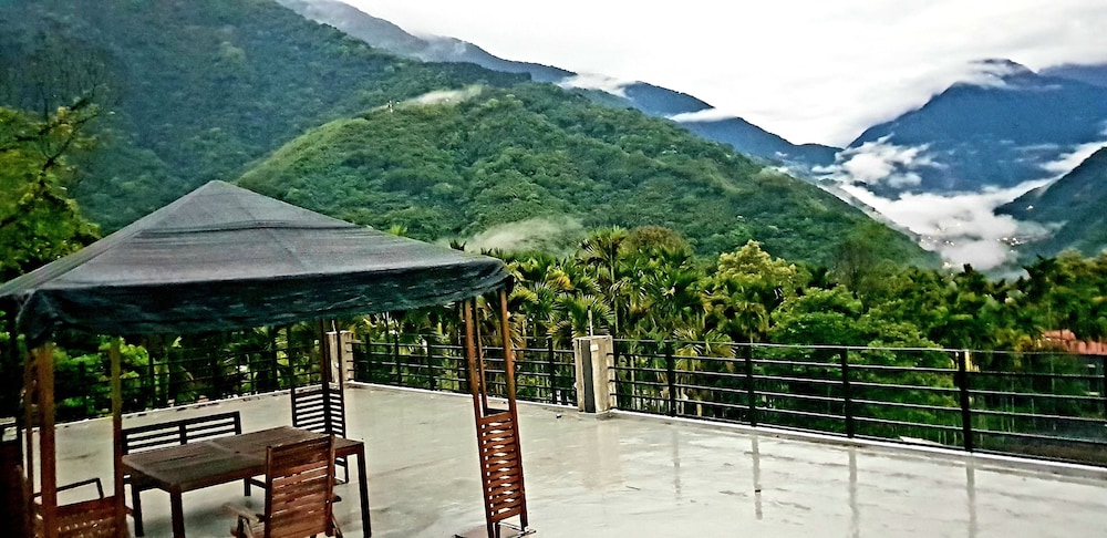 Tabakai Bed and Breakfast view 4