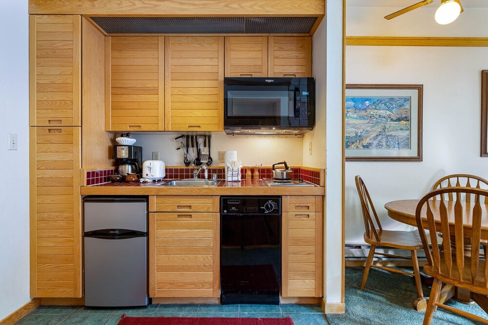 Keystone Ski Resort CO - Slopeside Lodging