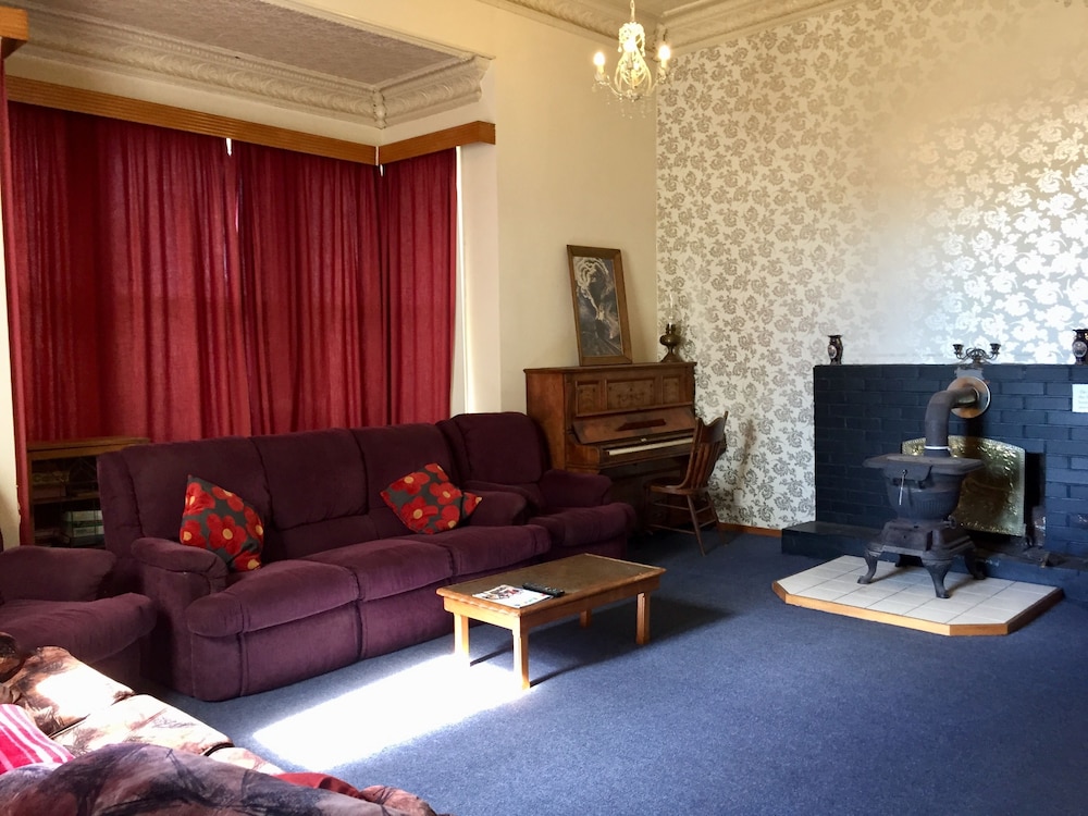 TripInn Modern Motels & Affordable Accommodation