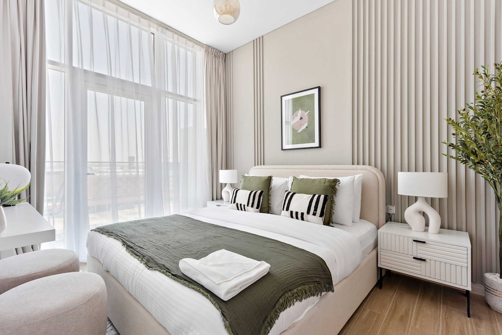 Abu Dhabi Vacations - Silkhaus Oasis Towers - Masdar City - Property Image 18