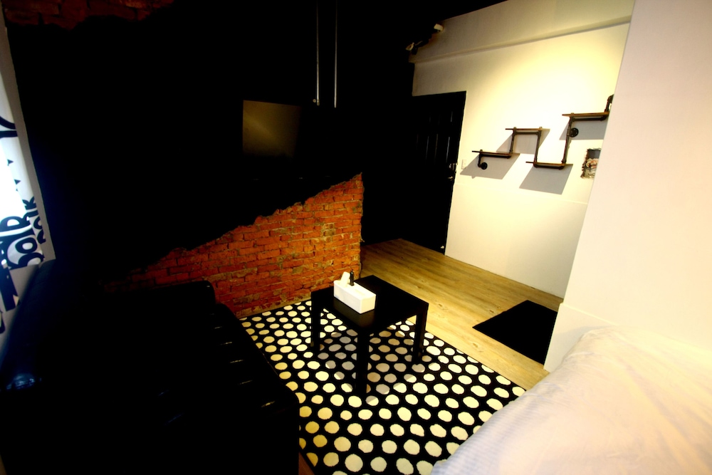 Rainbow Nest Hostel