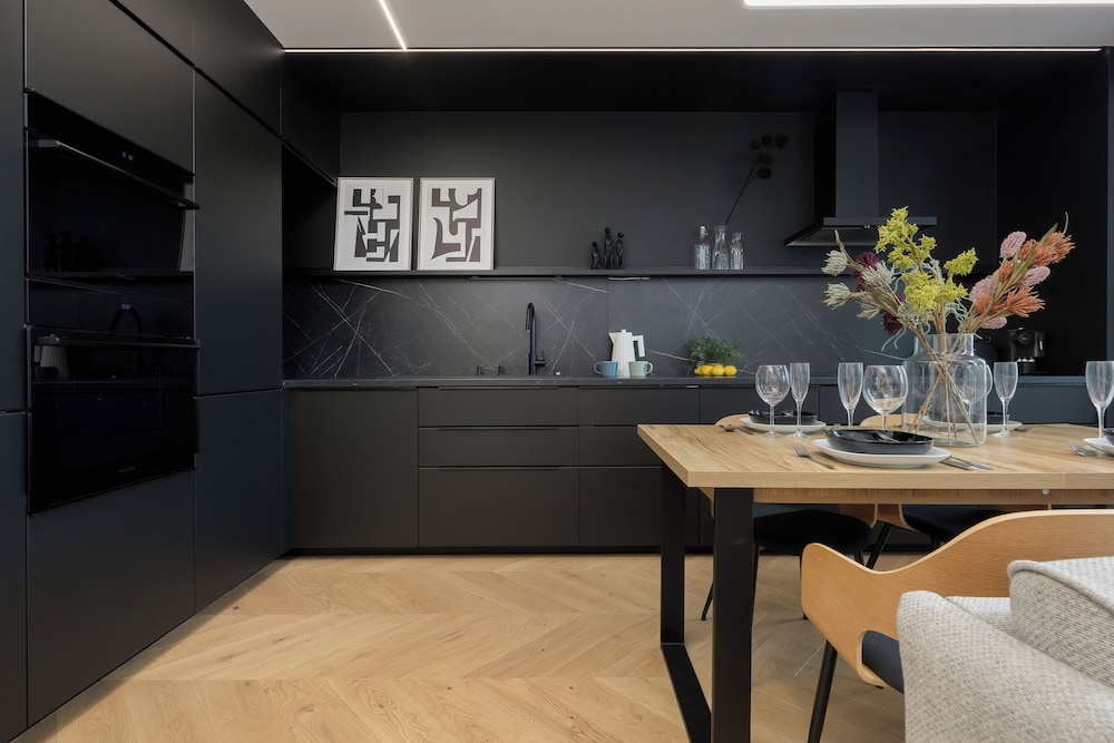 Apartment With A/C by Renters Prestige