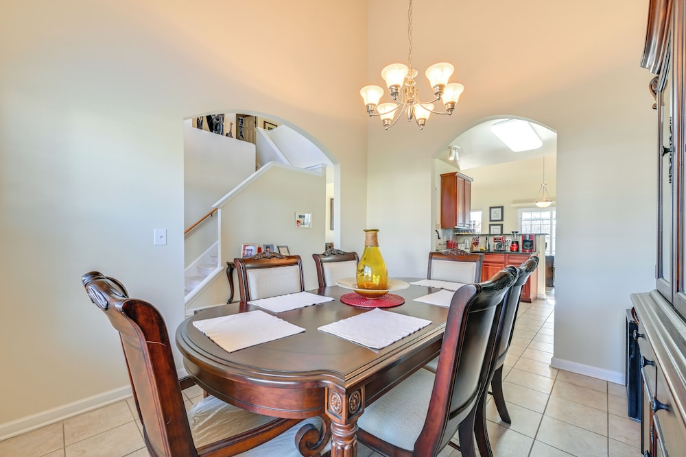6 Mi to Charlotte Motor Speedway: Home w/ Fire Pit