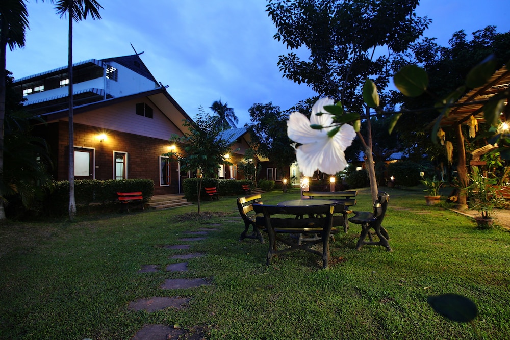 GongKaew HuenKum Hotel
