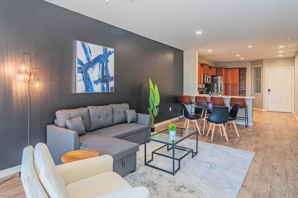 ROVE LIVING/KL - The Fredrick Tempe
