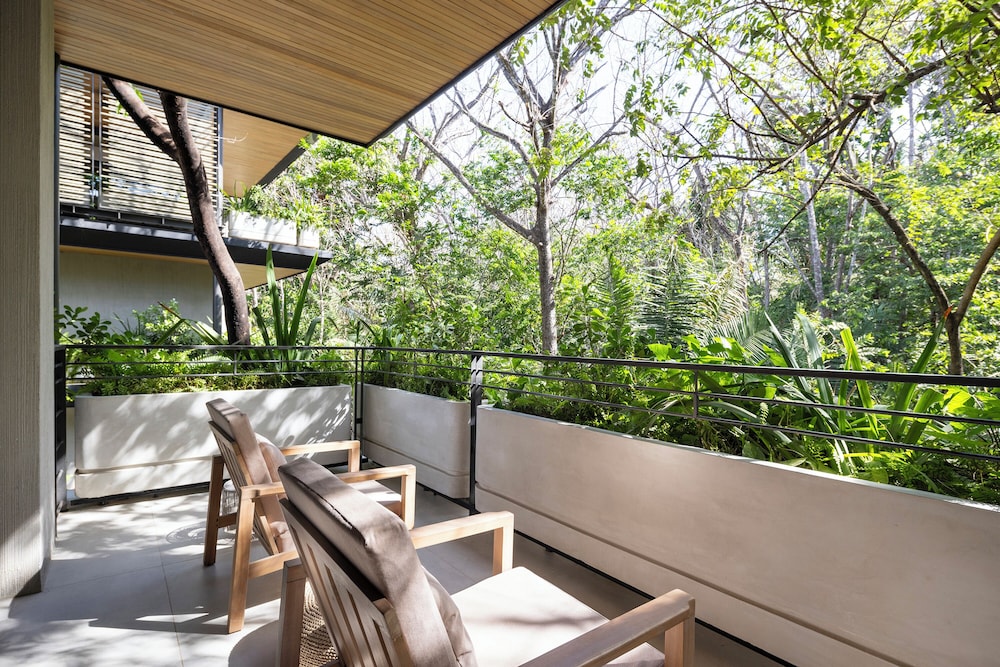 QUIN Surf Residence Nosara