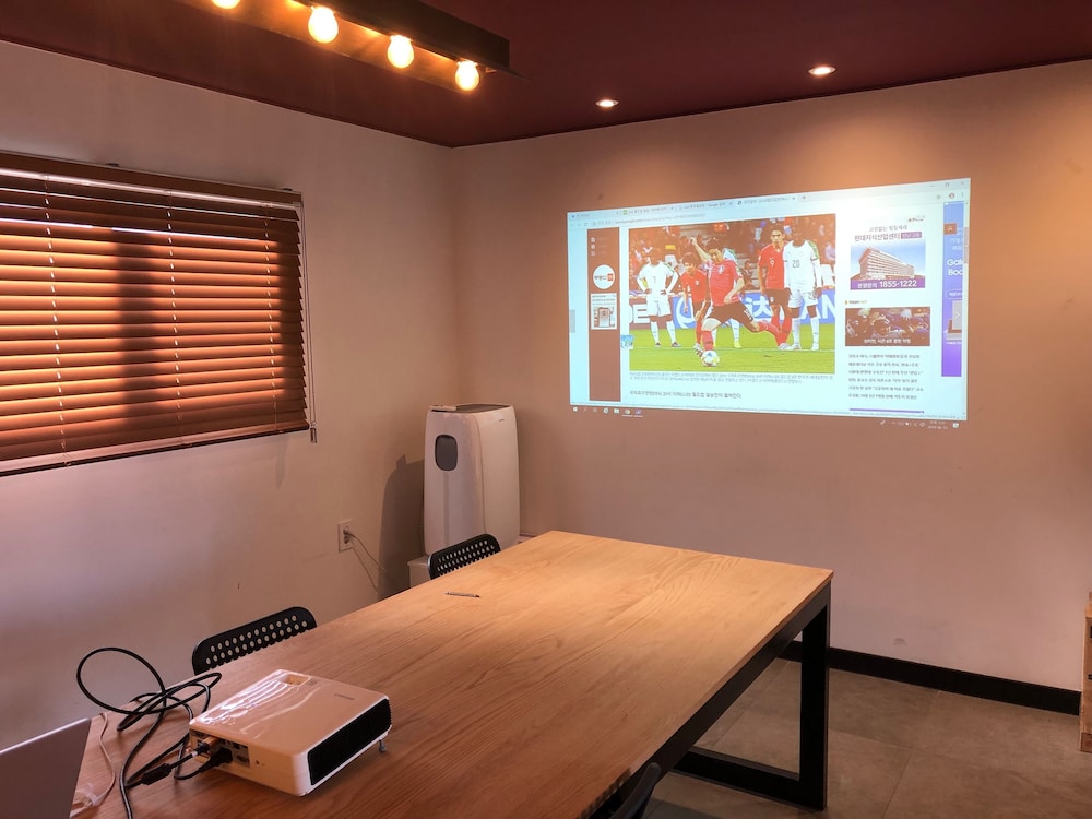meeting & event spaces