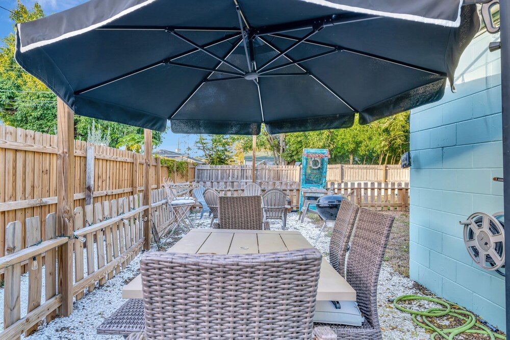 Family Home 10 Mins to Beach Pets Welcome