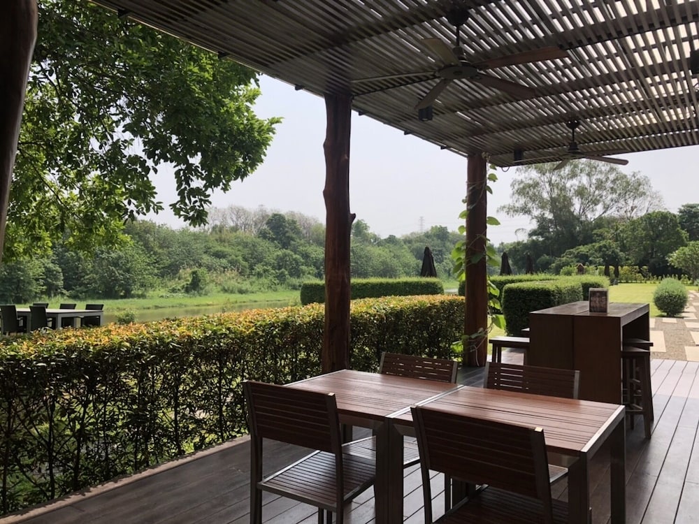 Zensala Riverpark Resort