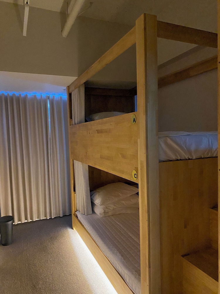 Bluedot Poshtel Myeongodong