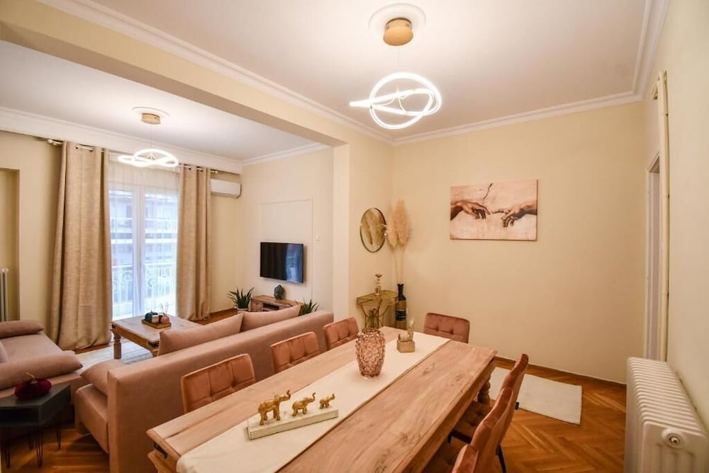 Porto Sea View Apartments - D. Gounari 5