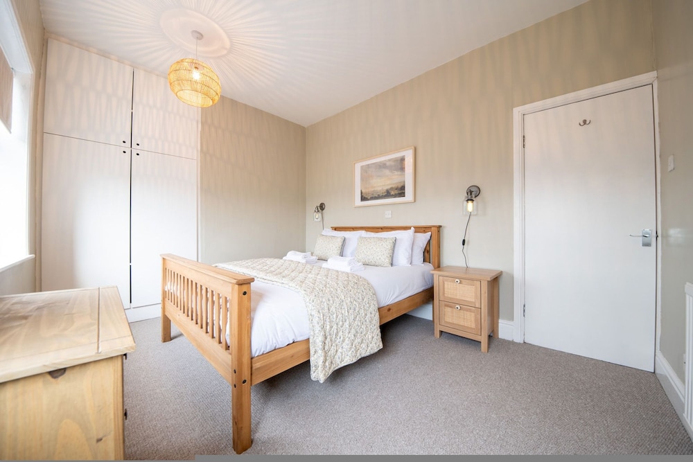 Host Stay Poppy s Cottage