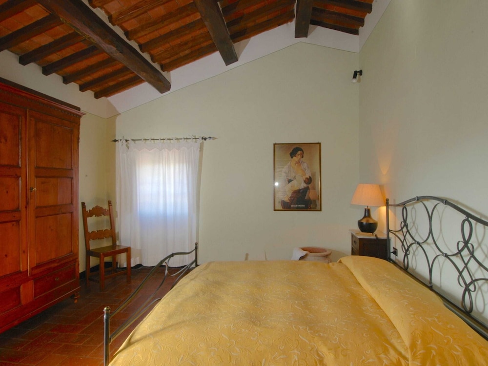 Cortona Vacations - Agriturismo Near Cortona With Swimming Pool - Property Image 54