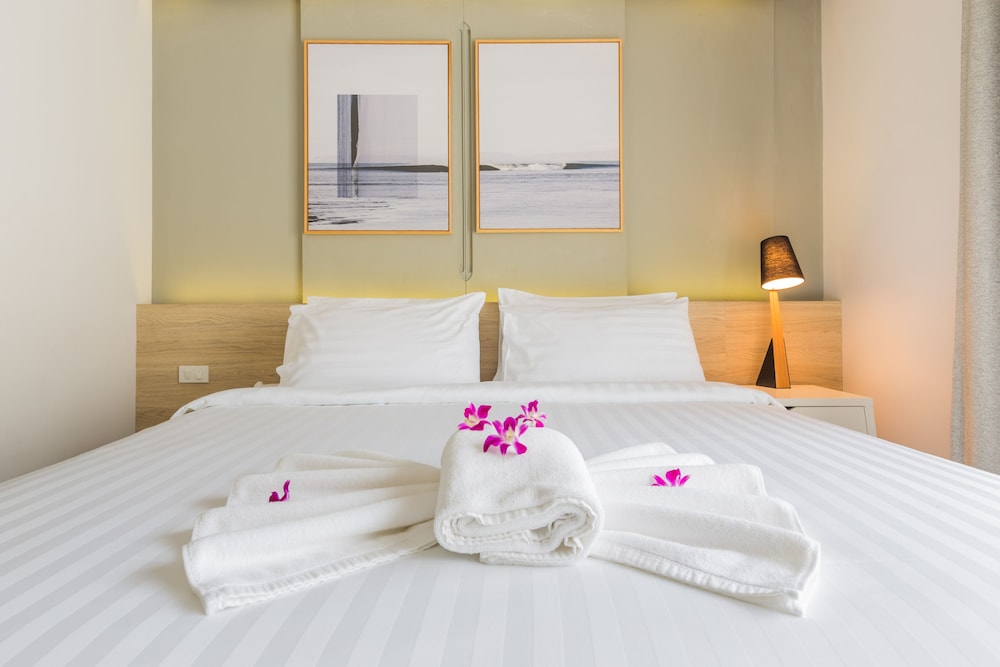 Snoozz Hotel - Hostel