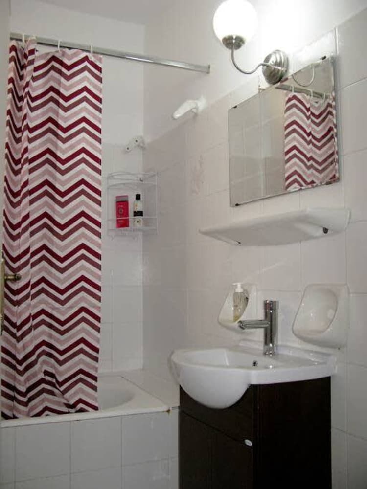 Kalamata s Handmade Apartment