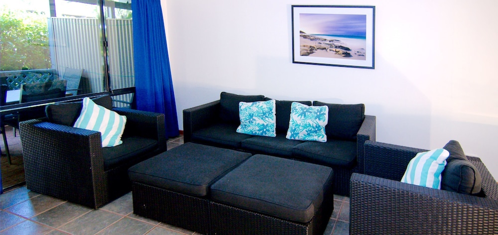 Cable Beach Apartments
