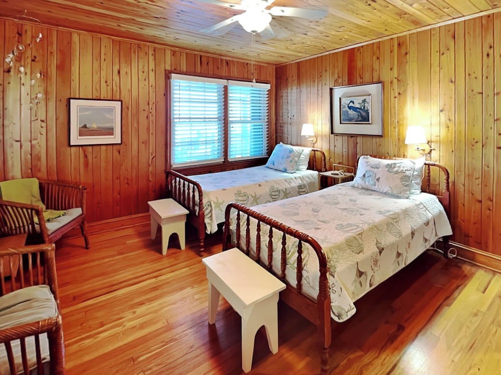 Whitaker Sea La Vie by Topsail Realty