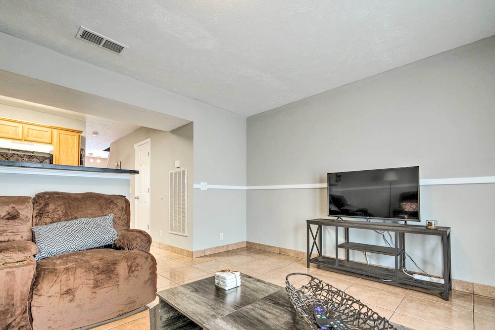 La Vergne Townhome: 22 Mi to Dtwn Nashville! - Property Image 20