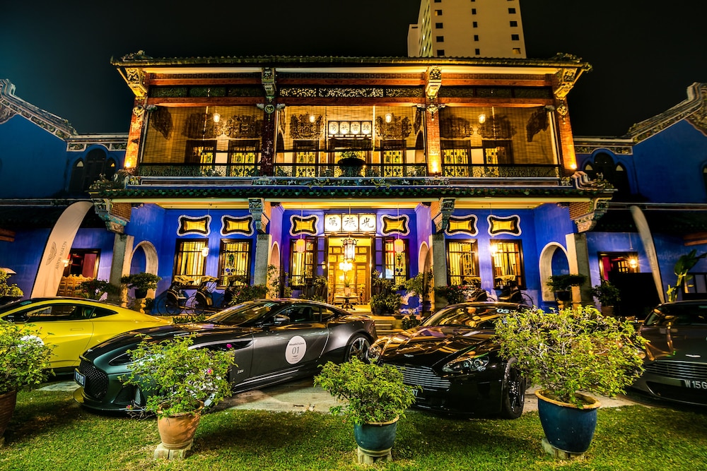 Cheong Fatt Tze - The Blue Mansion 131
