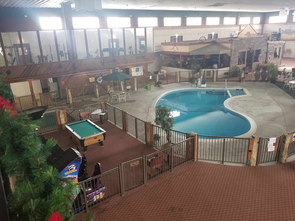 Dodge City Vacations - Dodge House Hotel  Convention Center - Property Image 10