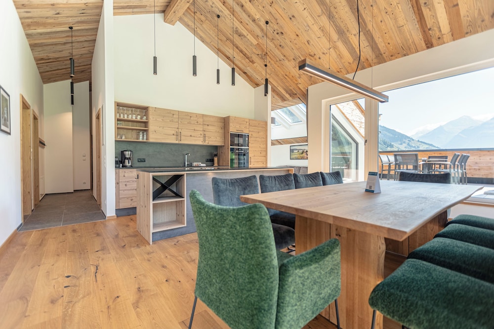 Carpe Solem Rauris by ALPS RESORTS