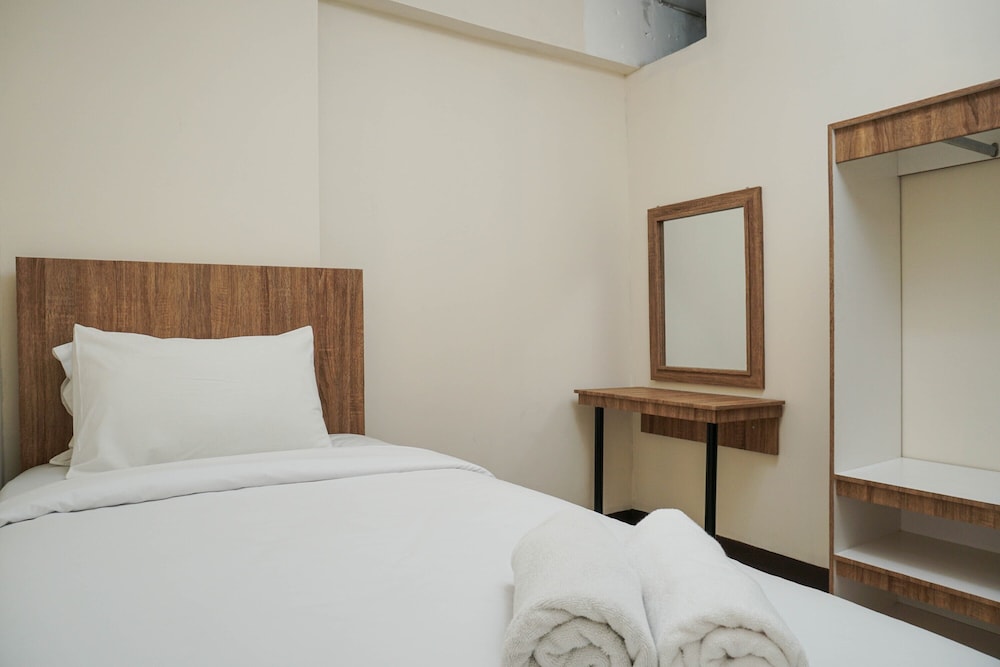 Homey and Simply For 2BR Pluit Sea View Apartment view 2
