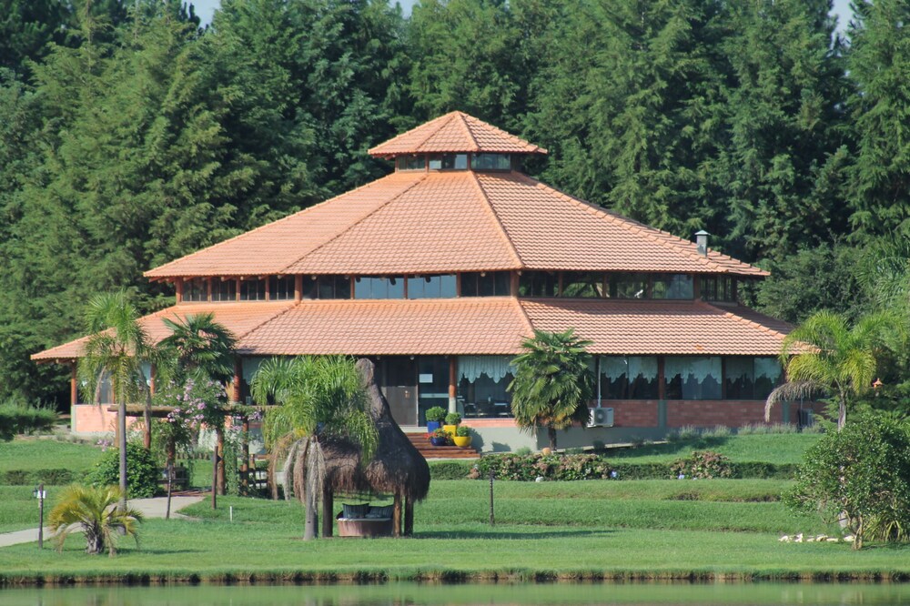 Virá Charme Resort