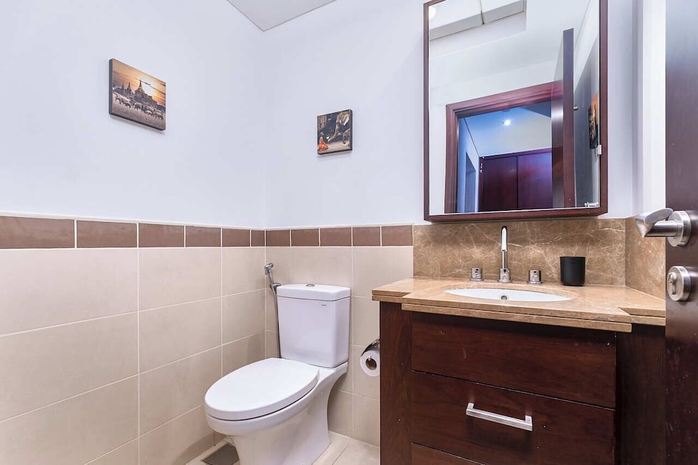 Bellavista-Striking-1Bedroom with Annex
