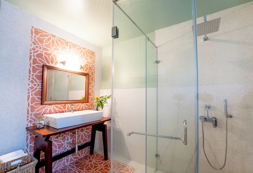Elivaas Bludoor 5-BHK Pet Friendly Villa