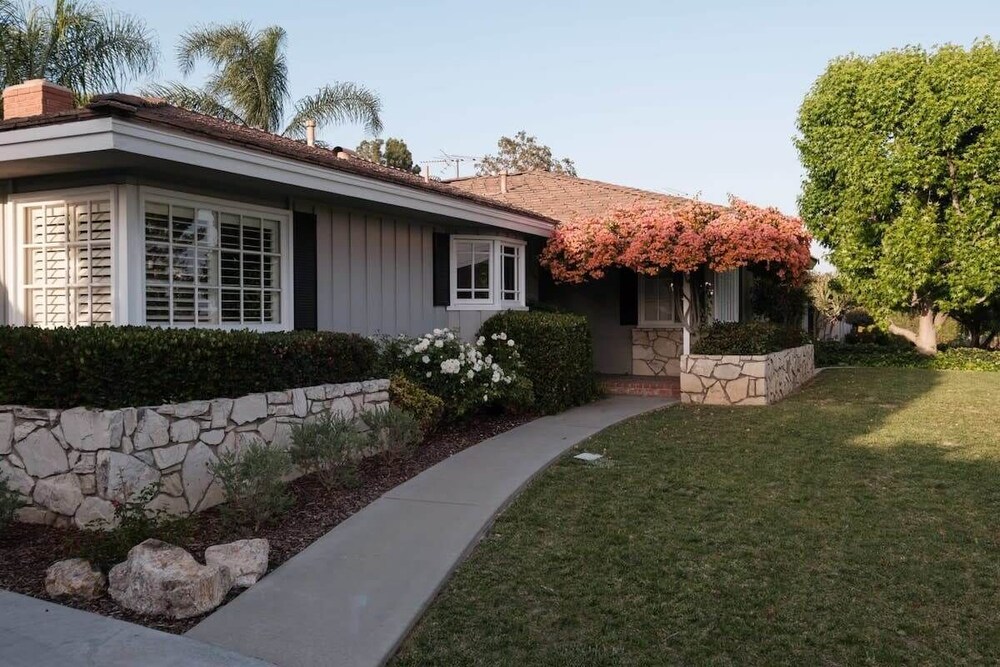 @ Marbella Lane - Serene Ranch Style Home W/pool