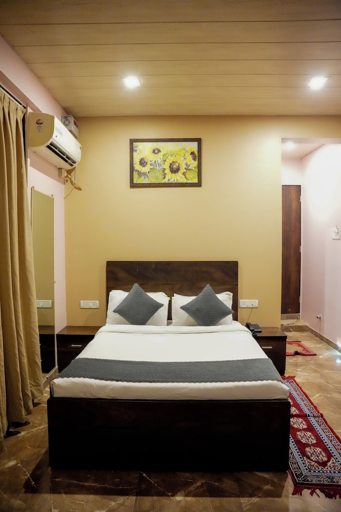 Rio Royale Resort